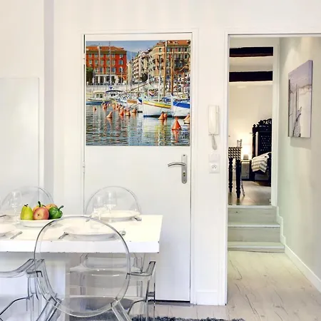 Le Saint Joseph - Old Tow, 2 Appartments In 1